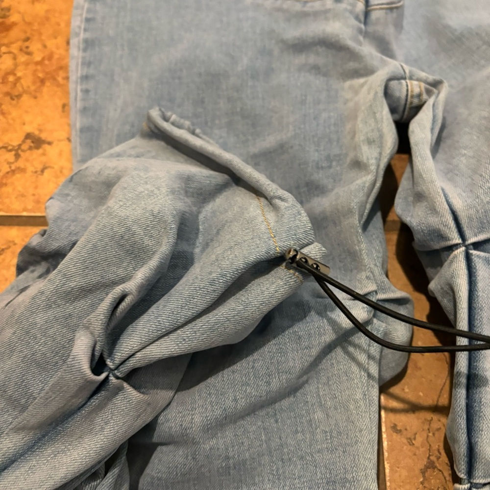 Rehab lab NWT scrunch leg low rise jeans size small - Picture 2 of 5